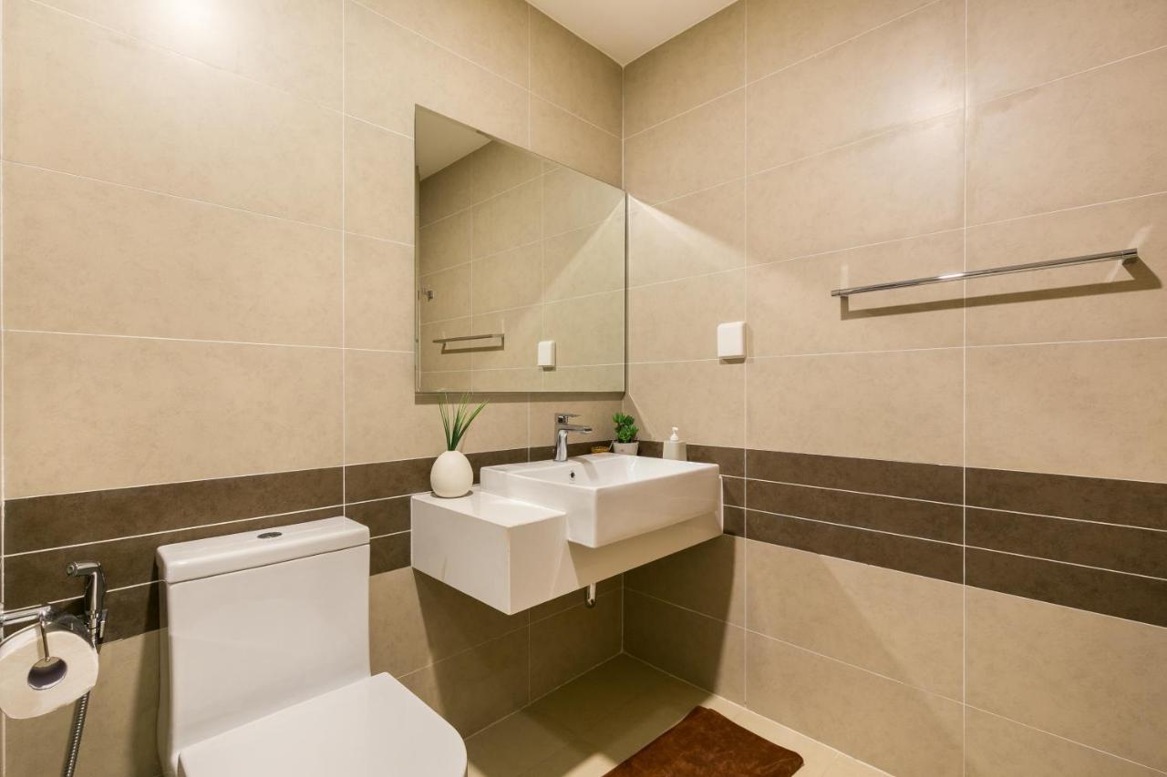 הו צ'י מין סיטי Spacious Saigon - Infinity Pool In Rivergate מראה חיצוני תמונה
