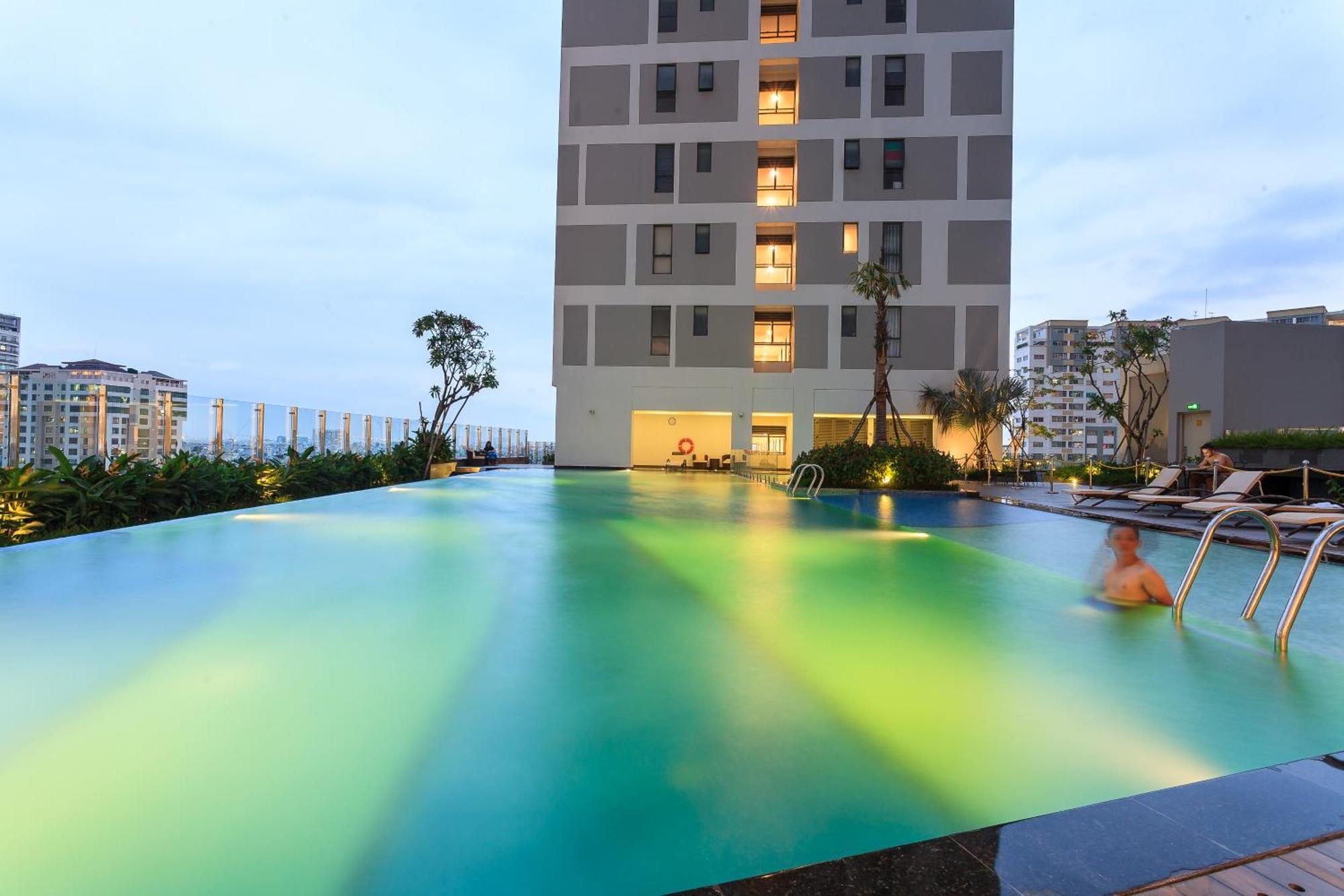 הו צ'י מין סיטי Spacious Saigon - Infinity Pool In Rivergate מראה חיצוני תמונה